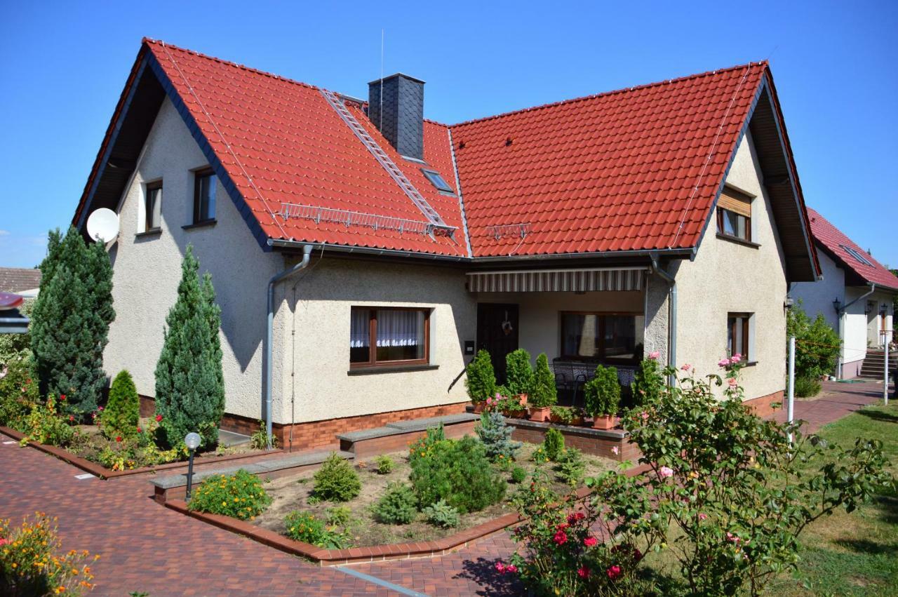 Hotel Am Waldrand Spreewald Burg  Exterior foto
